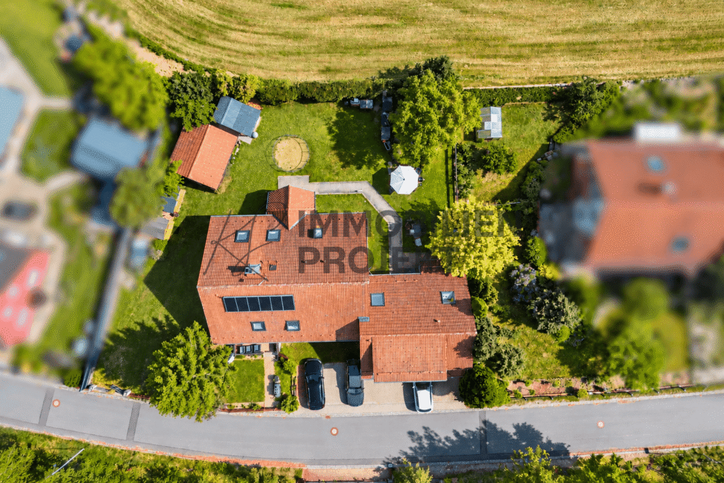Vogelperspektive KI bearbeitet
